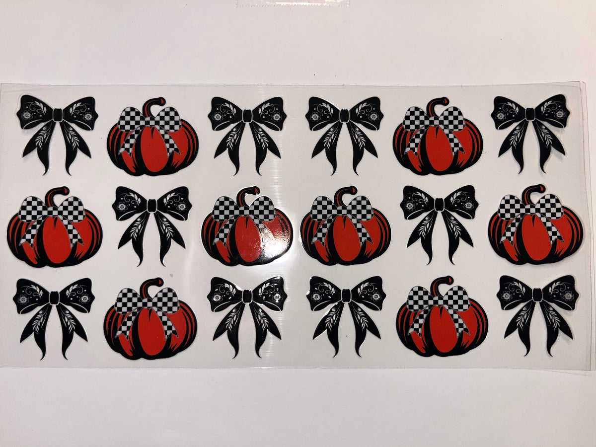 Pumpkins with Bows - Halloween