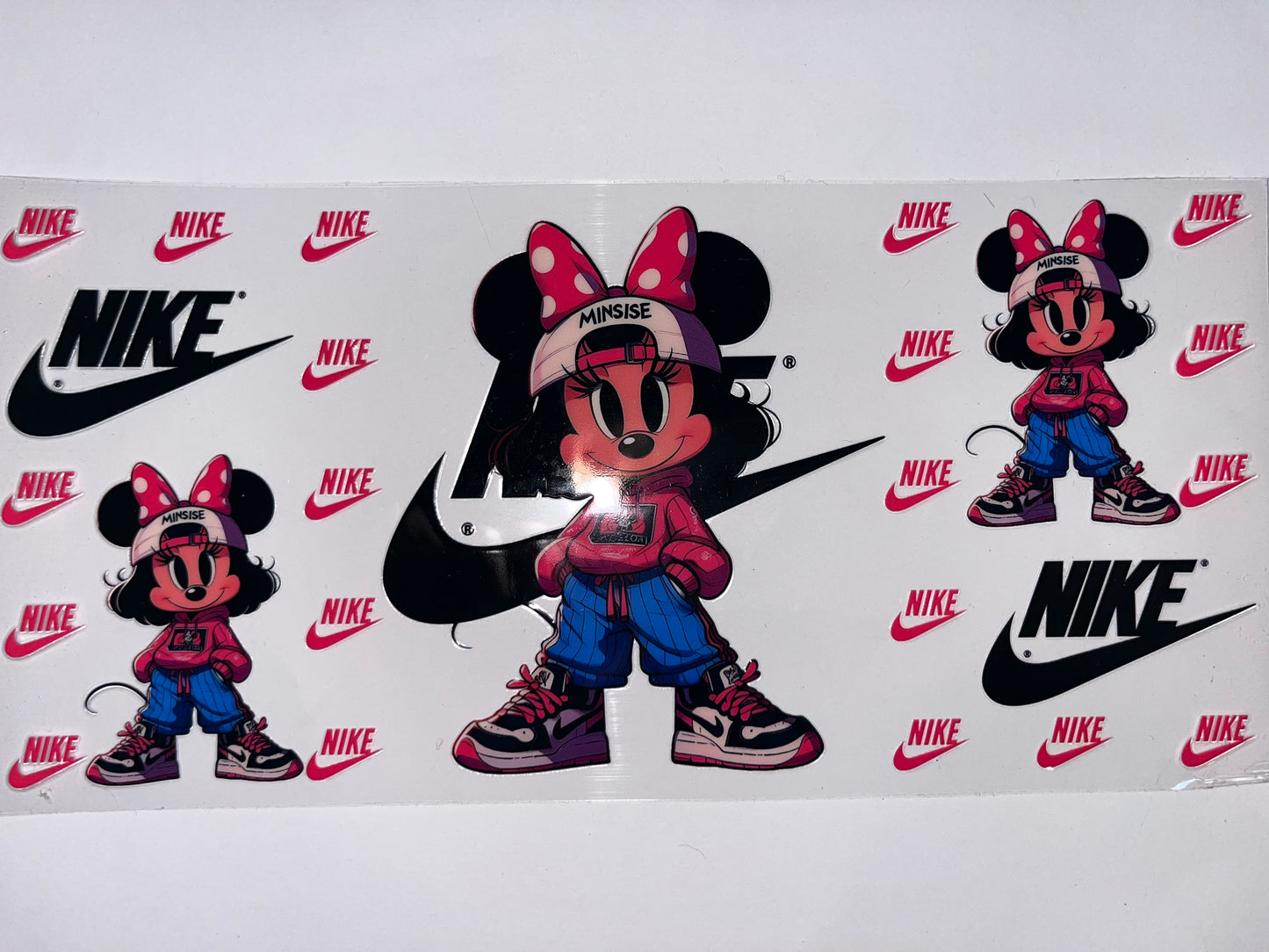 Nike Minnie