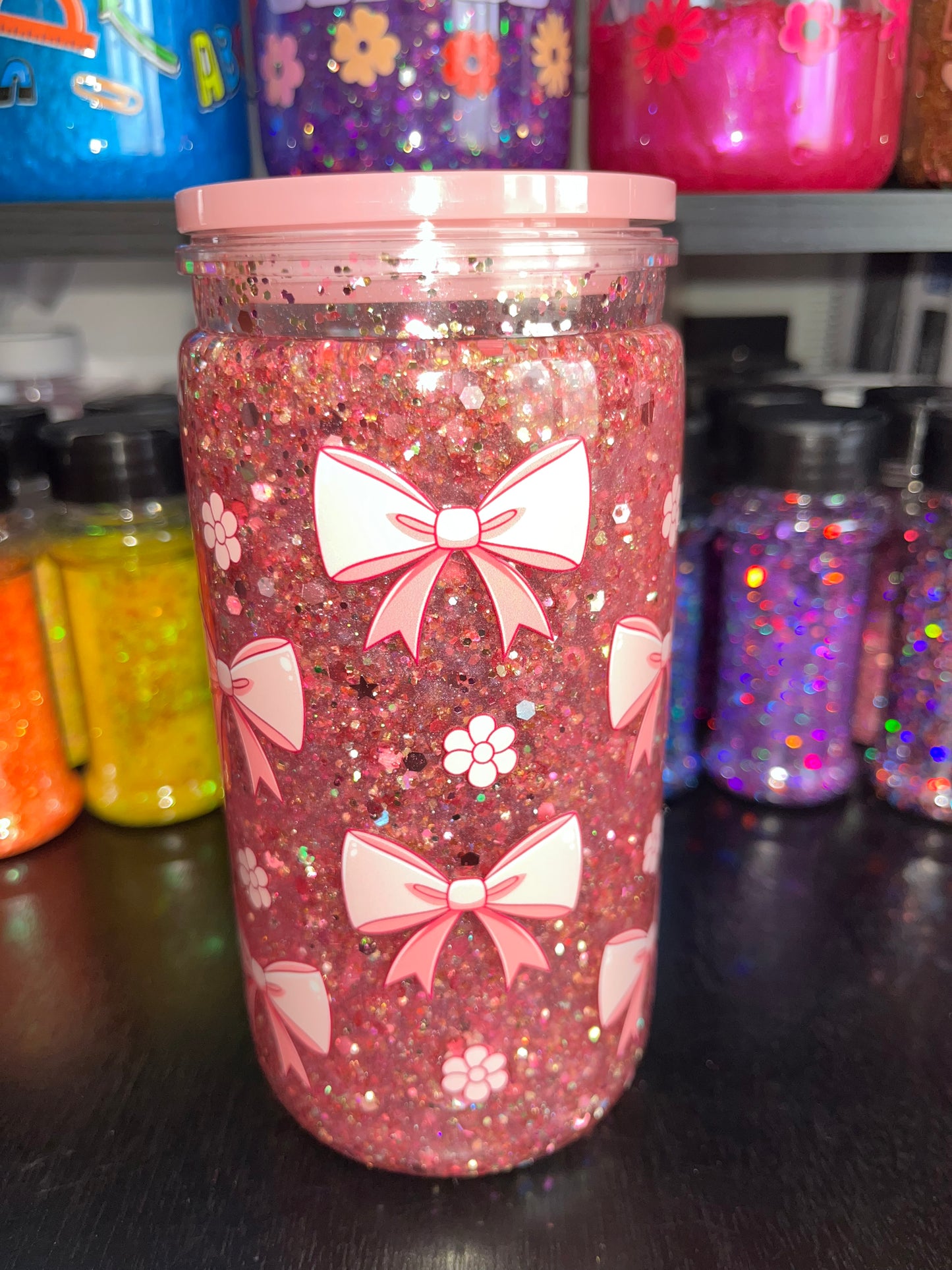 Pink Bows with Darker Pink Glitter Snow Globe Tumbler