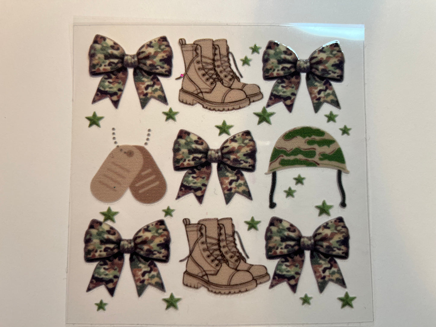 Camo Bows, Boots, Helmet, Tags - Small Decal